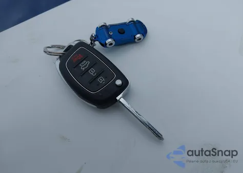 2017 Hyundai Sonata Se z USA, uszkodzony, nr VIN 5NPE24AF1HH571635